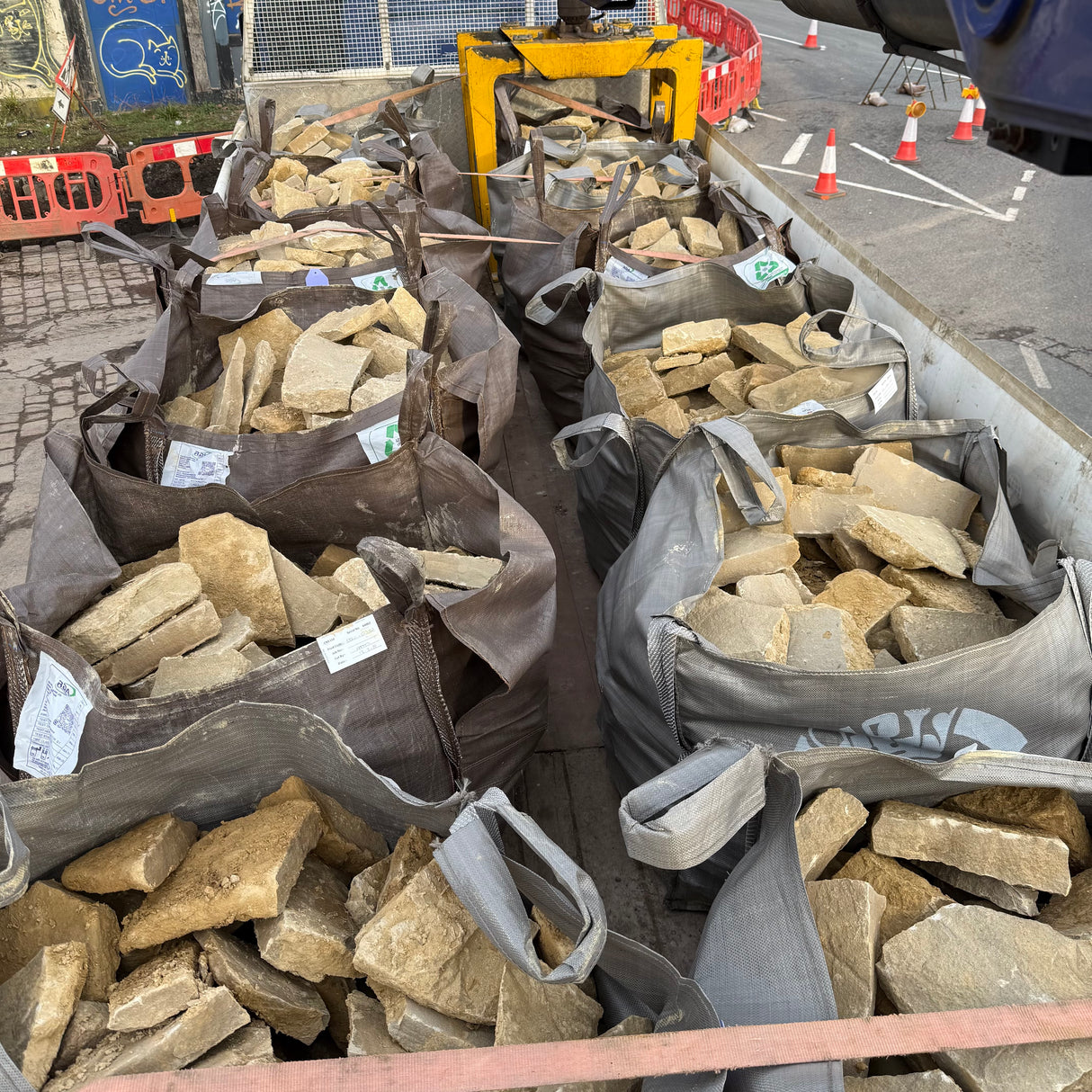 Cotswold Grey Dry Stone Walling - Per Bag