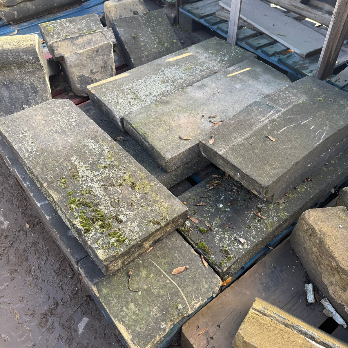 Reclaimed Stone Wall Coping - Job Lot