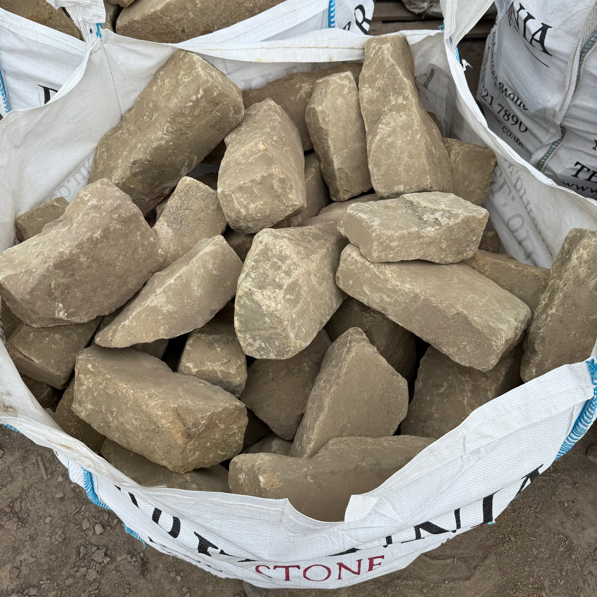 Tumbled Farmhouse Random Walling Stone in Bulk Bags
