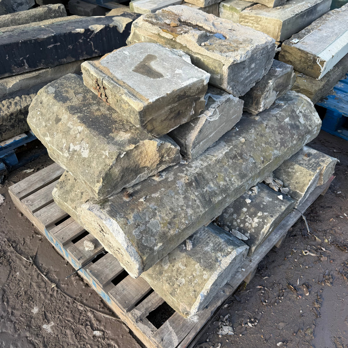 Reclaimed Chamfered Stone Wall Coping - Job Lot