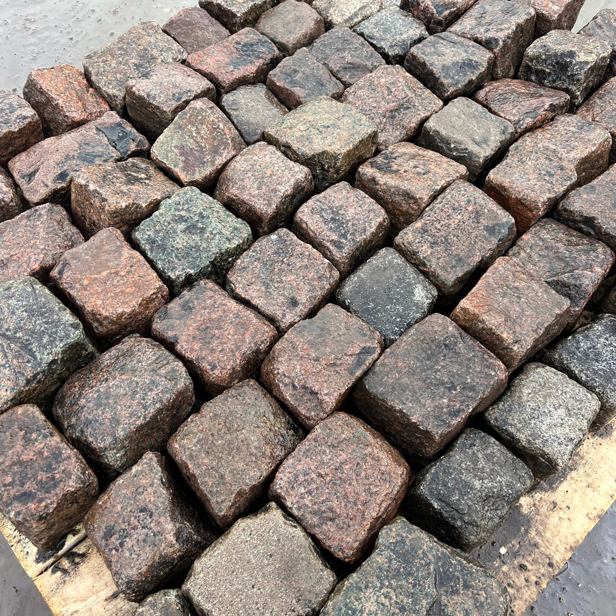 Reclaimed Mixed Square Granite Stone Cobble Setts - Per Bag