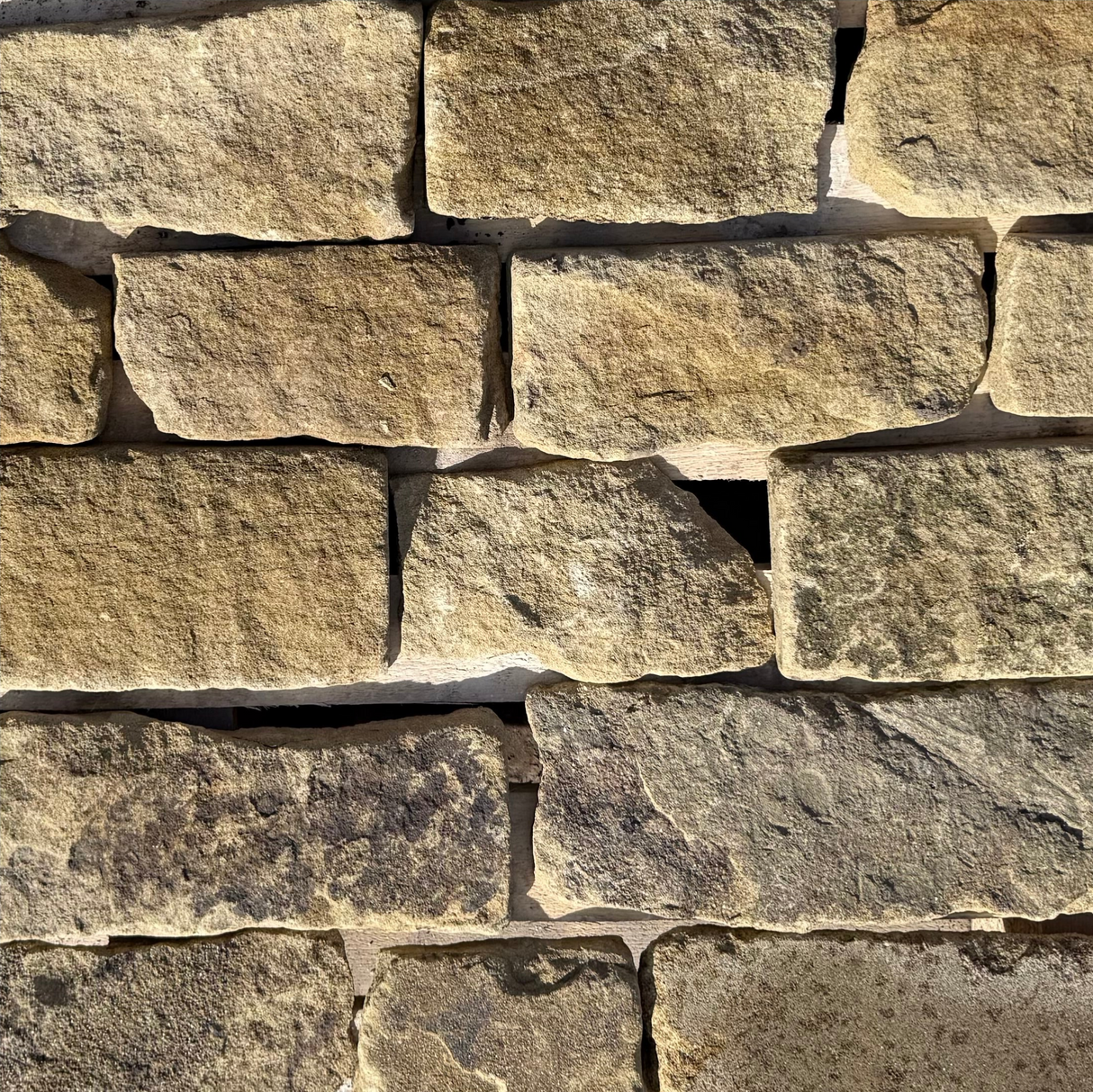 Reclaimed Farmhouse Stone Cladding - Per SQM