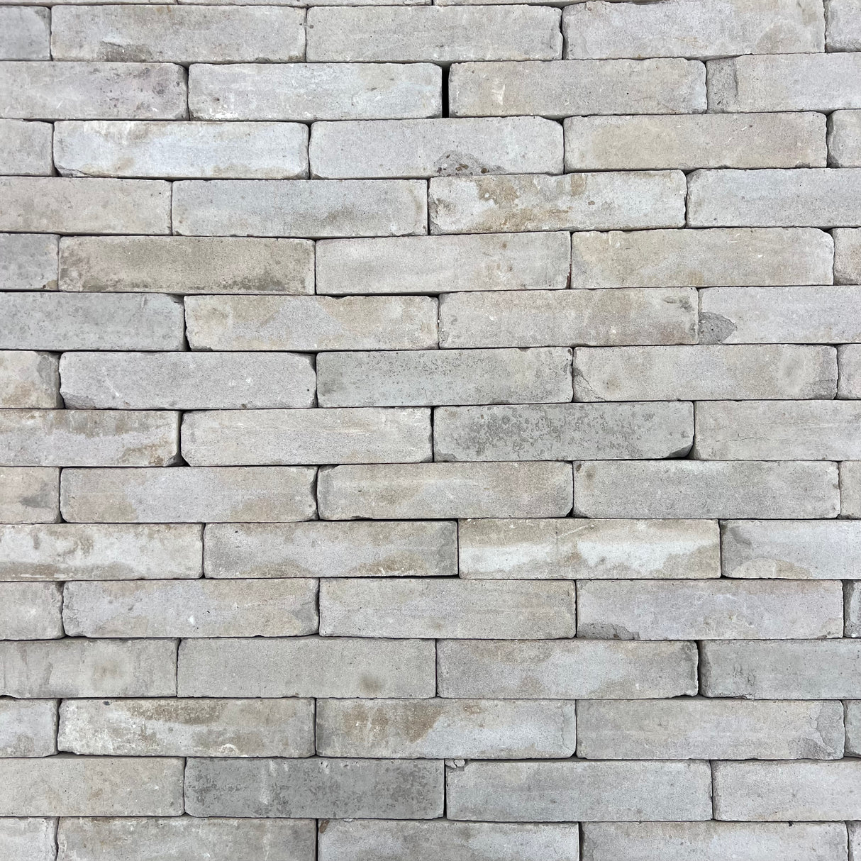 Reclaimed White Linear Bricks | Pack Of 400 Bricks | Free Delivery