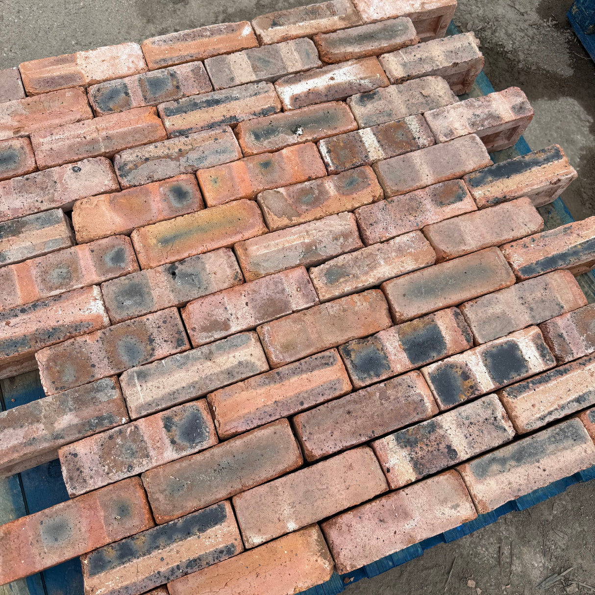 Reclaimed Giscol Common Bricks | Pack of 250 Bricks | Free Delivery