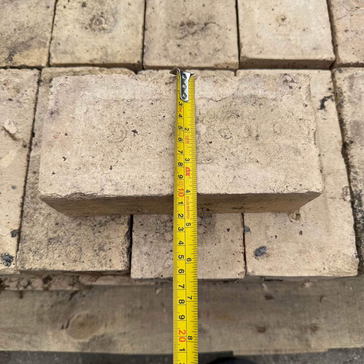Reclaimed 73mm Yellow Pressed Bricks - Job Lot of 98