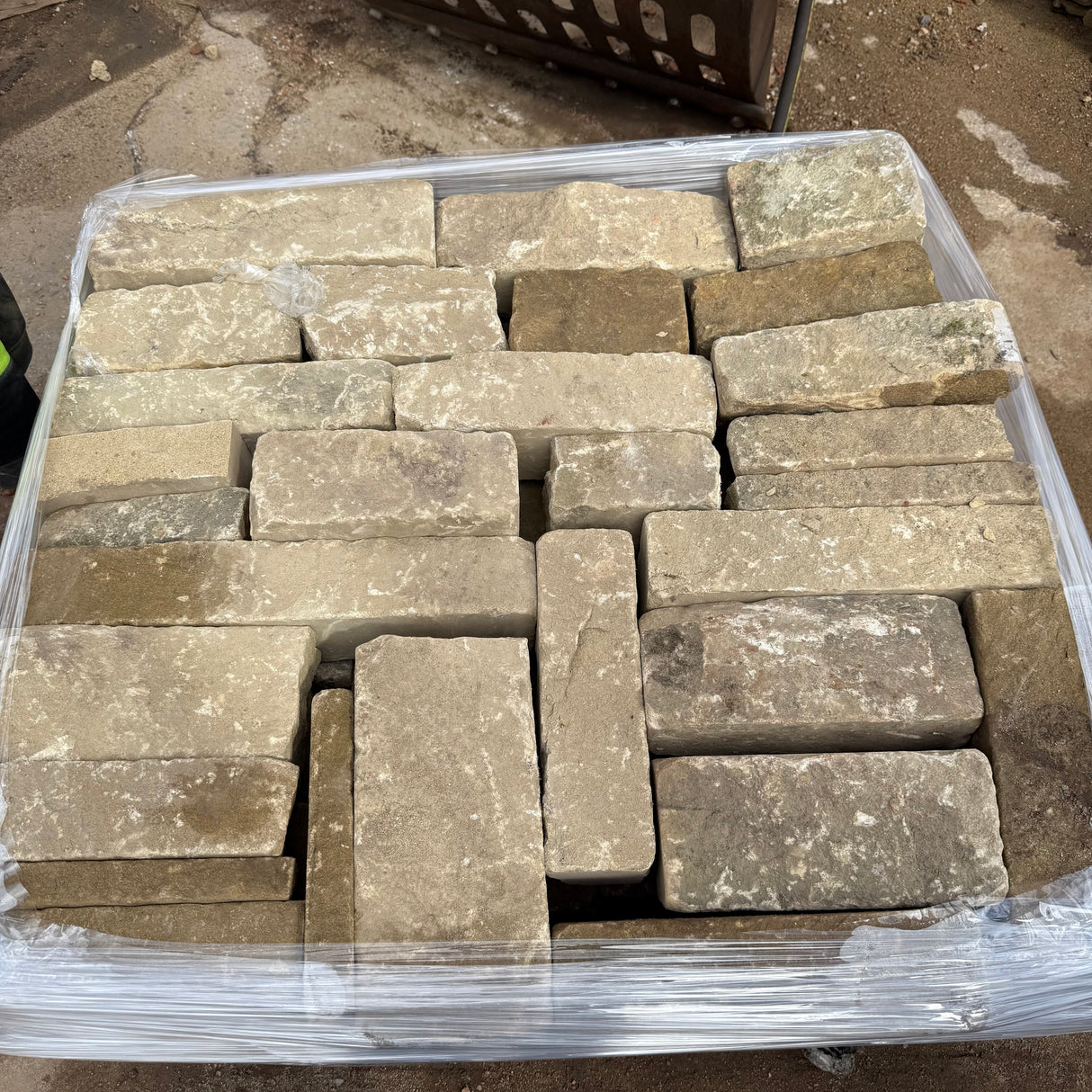 Reclaimed Delph Building Stone - Per SQM