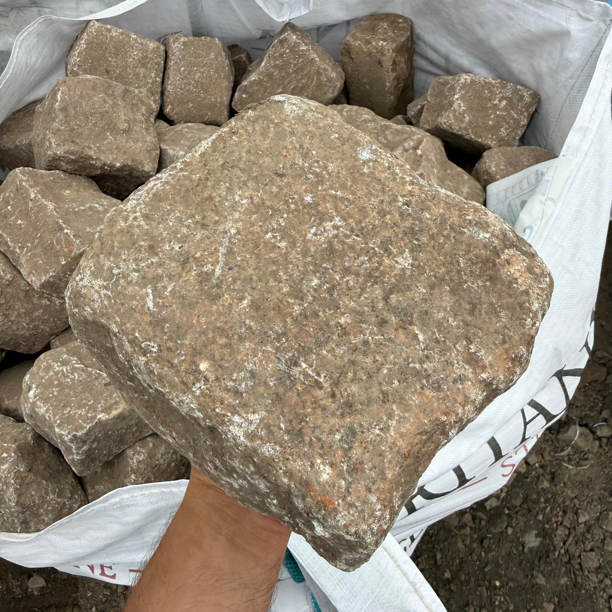Reclaimed Random Pink Granite Setts - Per Bag