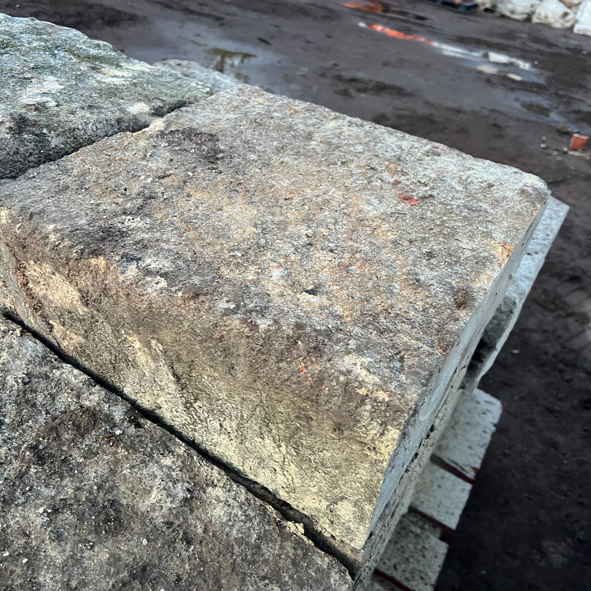 Reclaimed Rough Stone Quoins - 300mm x 300mm