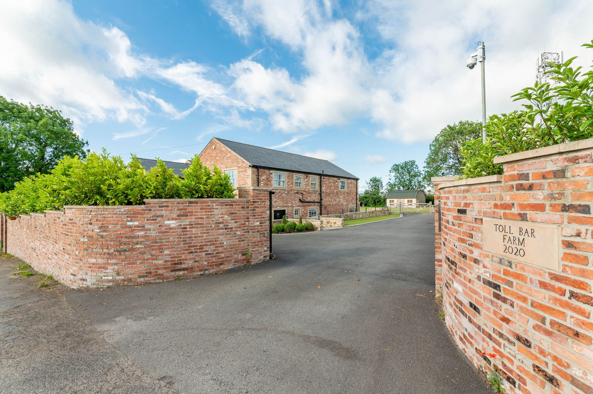 Farmhouse Built Using Reclaimed Handmade Bricks, Sheffield