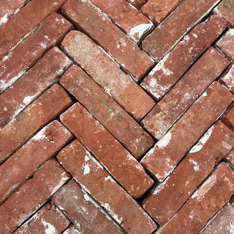 Reclaimed from old farmhouse courtyards in Lincolnshire, England, these paving bricks date back to the Georgian Era, and are made from natural clay using handmade brick making techniques.