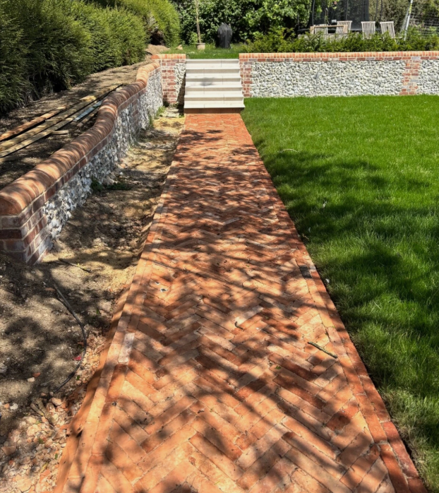 Reclaimed Red Stacker Brick Pavers