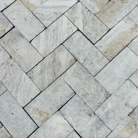 Silver Limestone Paving Setts - Reclaimed Brick Company