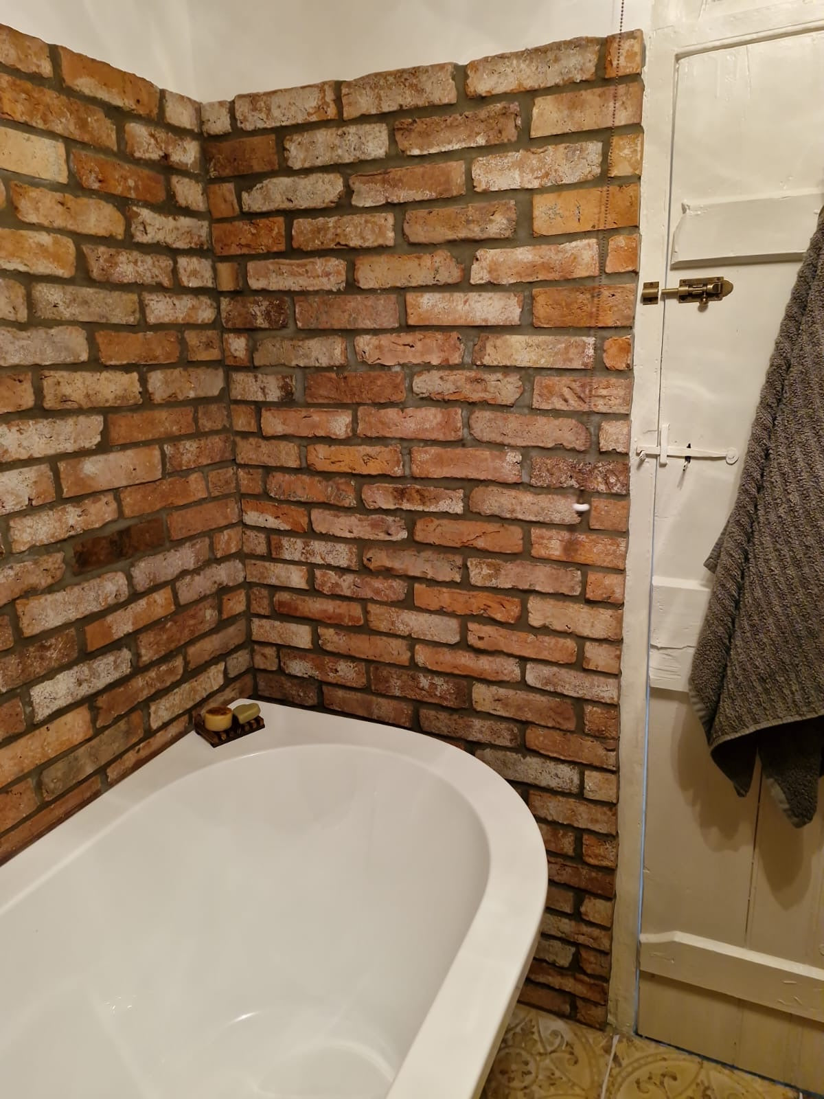 Reclaimed Arundel Brick Slip Tiles