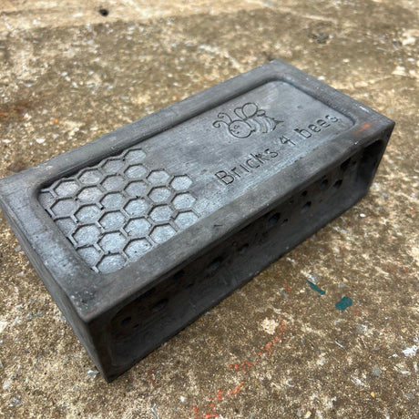 Charcoal Bee Brick - Free Delivery - Reclaimed Brick Company