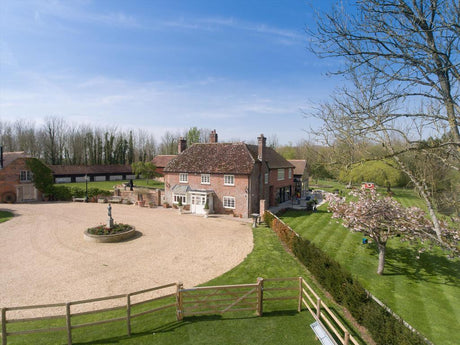 Country Farmhouse using Reclaimed Bricks, Dorset - Reclaimed Brick Company