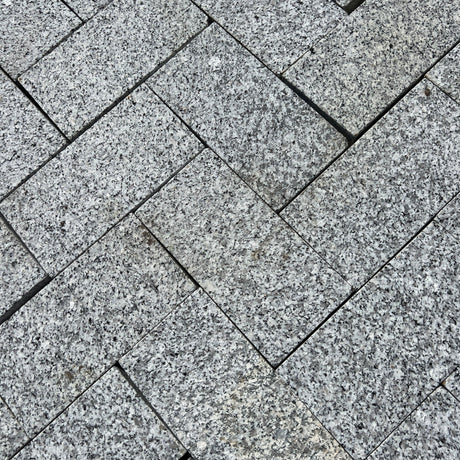 New Flamed Silver Granite Paving Setts / Cobble - Reclaimed Brick Company