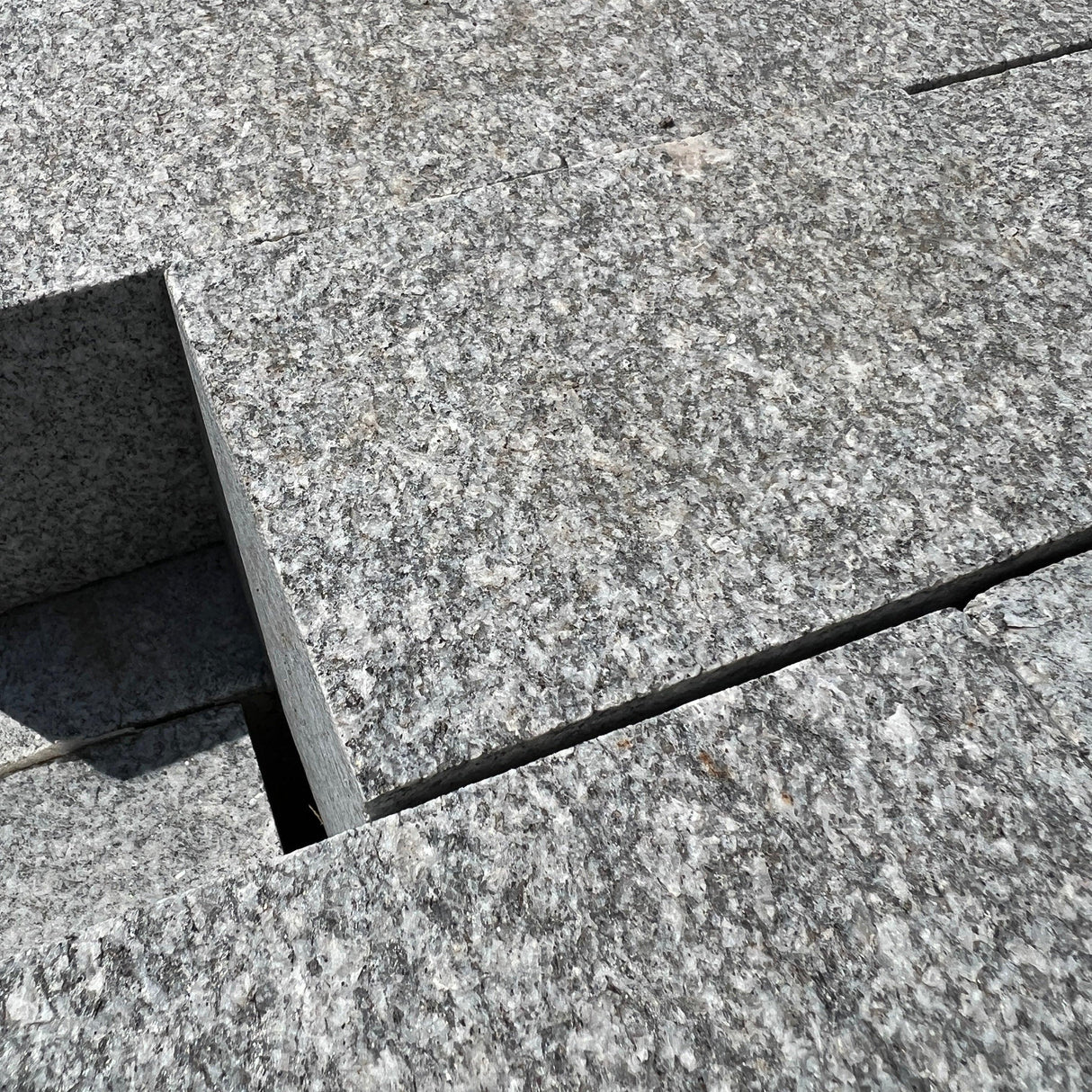 New Silver Granite Paving Cobble - Reclaimed Brick Company