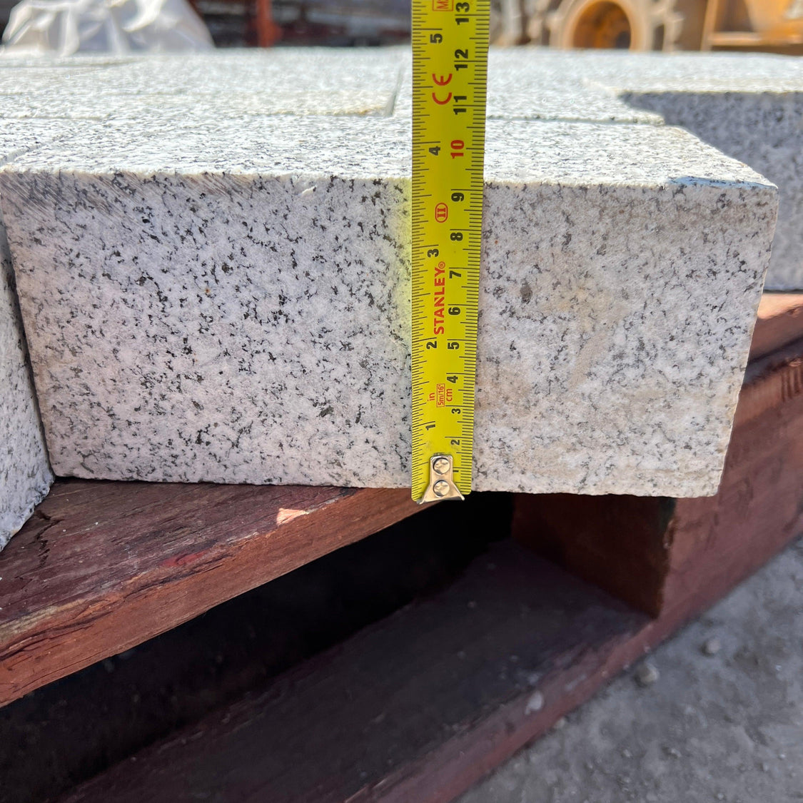 Pathing Setts New Flamed Silver Granite Paving Setts / Cobble | Driveway Setts ...