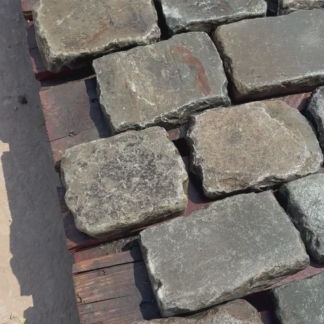 Reclaimed Sandstone Cobble Tops - Per SQM