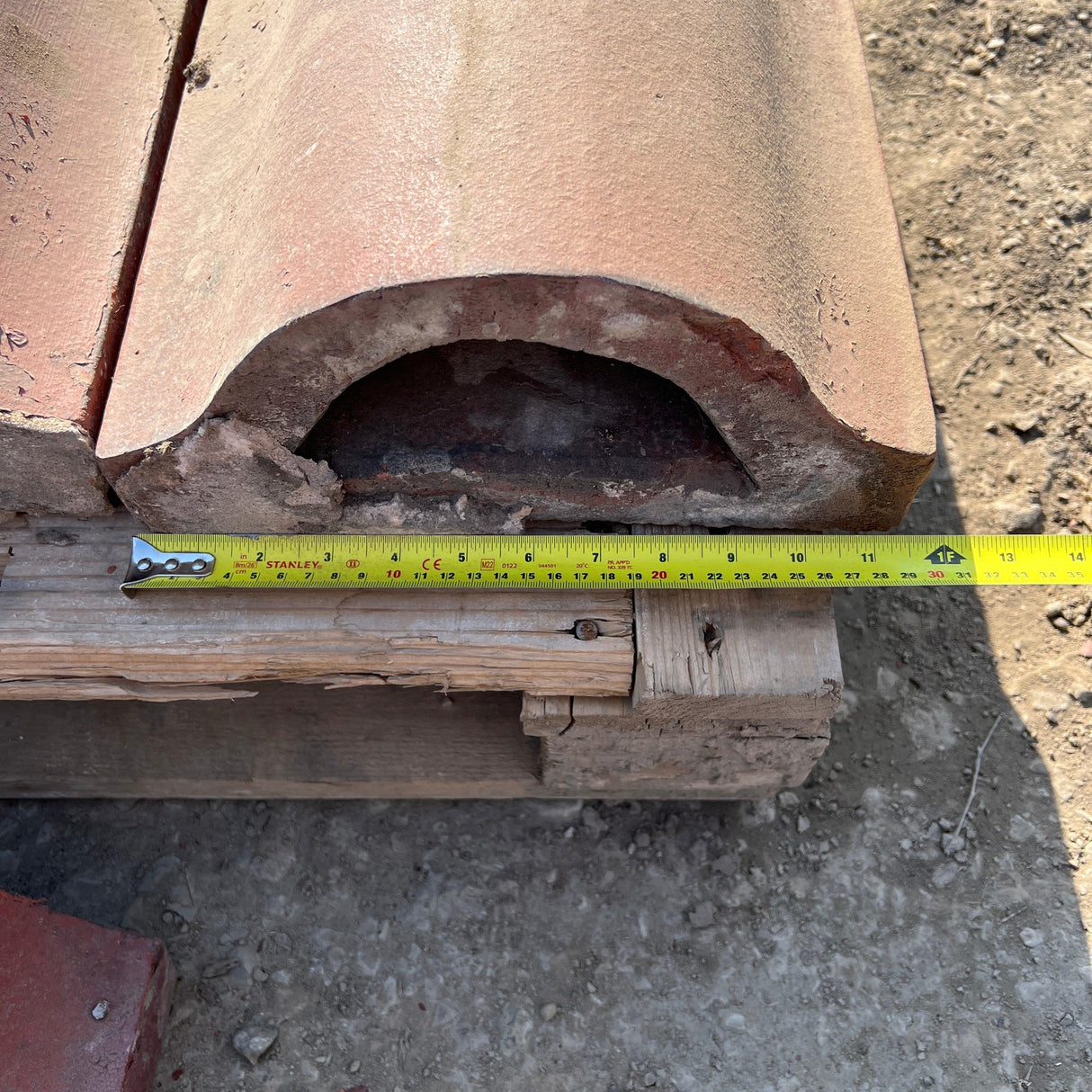 Reclaimed 12” Round Wall Coping Bricks - Batch of 4 Linear Meters - Reclaimed Brick Company