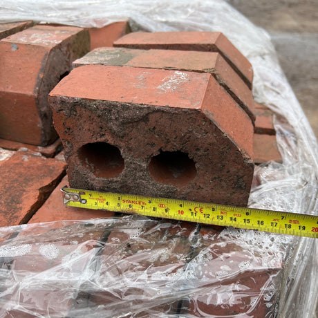 Reclaimed 65mm Red Cant Half Brick - Reclaimed Brick Company