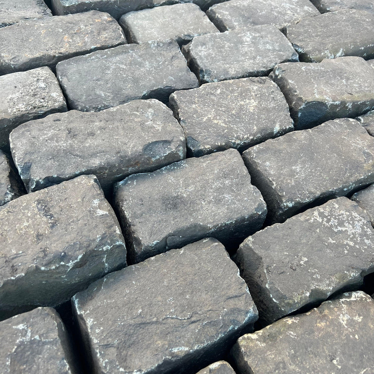 Reclaimed Basalt Cobbles / Setts - Reclaimed Brick Company