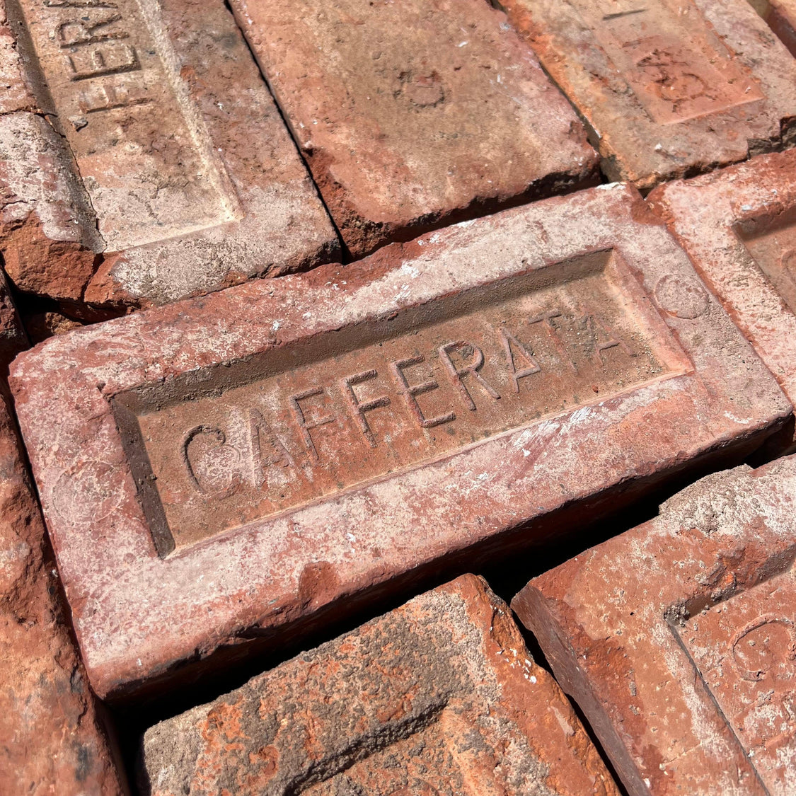 Kaff Bricks Reclaimed Cafferata Imperial Bricks | Pack of 250 Bricks | Free Delive ...