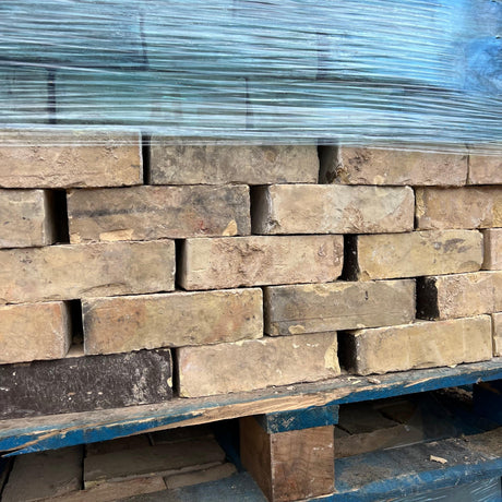 Reclaimed Cambridge 'War Boys' White Gault Handmade Bricks | Pack of 250 Bricks | Free Delivery - Reclaimed Brick Company