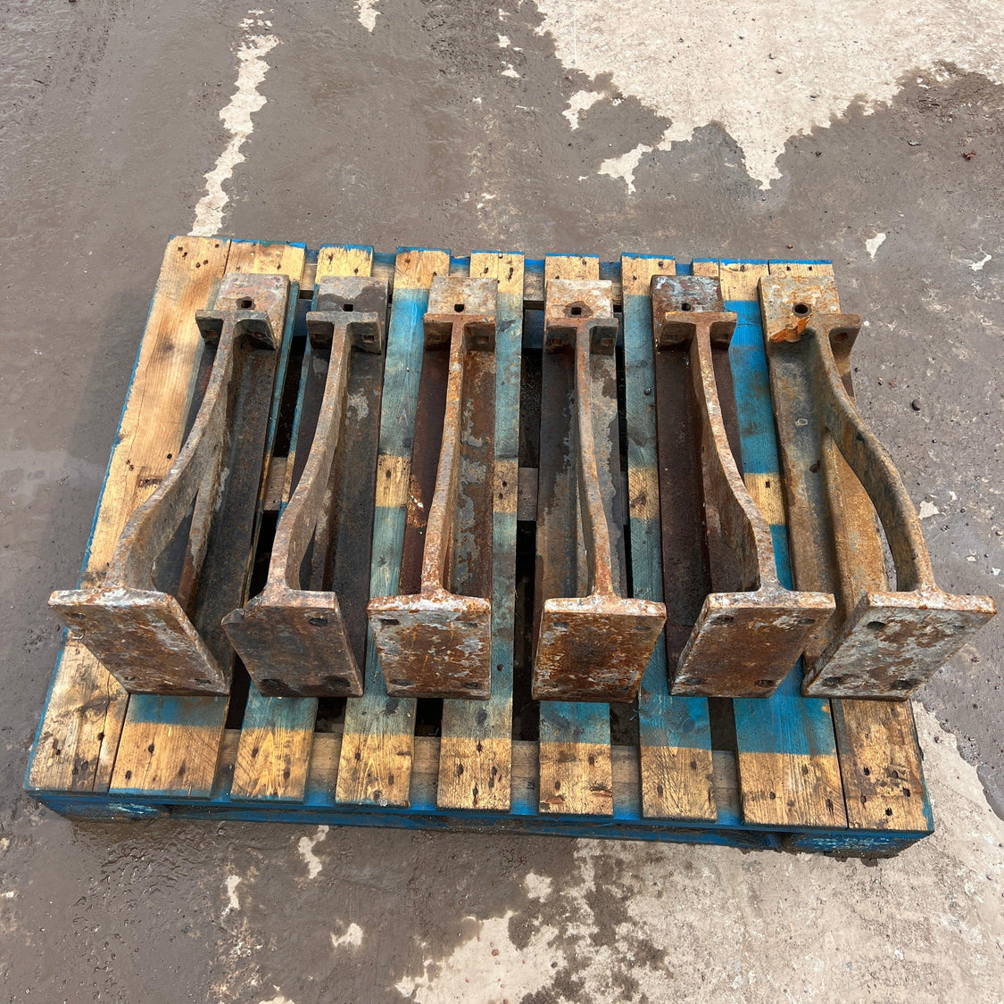 Reclaimed Cast Iron Beam Support Struts - Job Lot – Reclaimed Brick Company