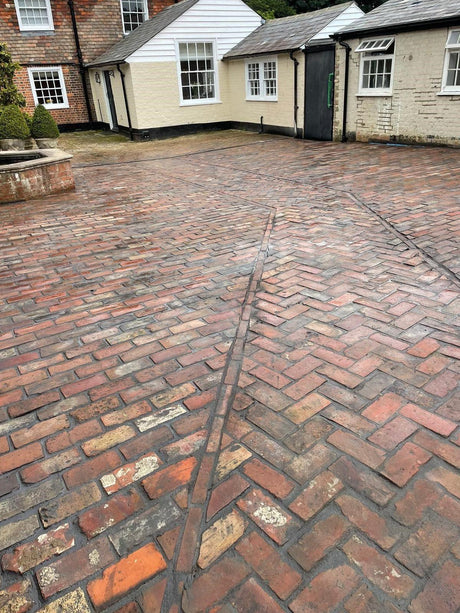 Reclaimed Clay Paving Brick Courtyard, Woking, Surrey - Reclaimed Brick Company