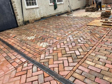 Reclaimed Clay Paving Brick Courtyard, Woking, Surrey - Reclaimed Brick Company