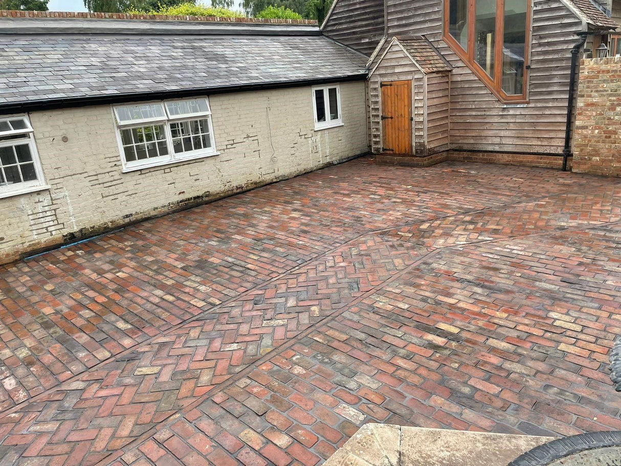 Reclaimed Clay Paving Brick Courtyard, Woking, Surrey - Reclaimed Brick Company
