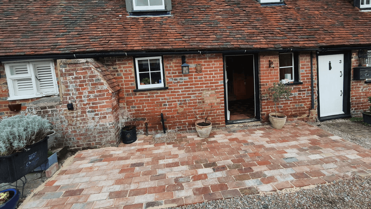 Reclaimed Clay Paving Bricks Porch, Sedlescombe, East Sussex - Reclaimed Brick Company