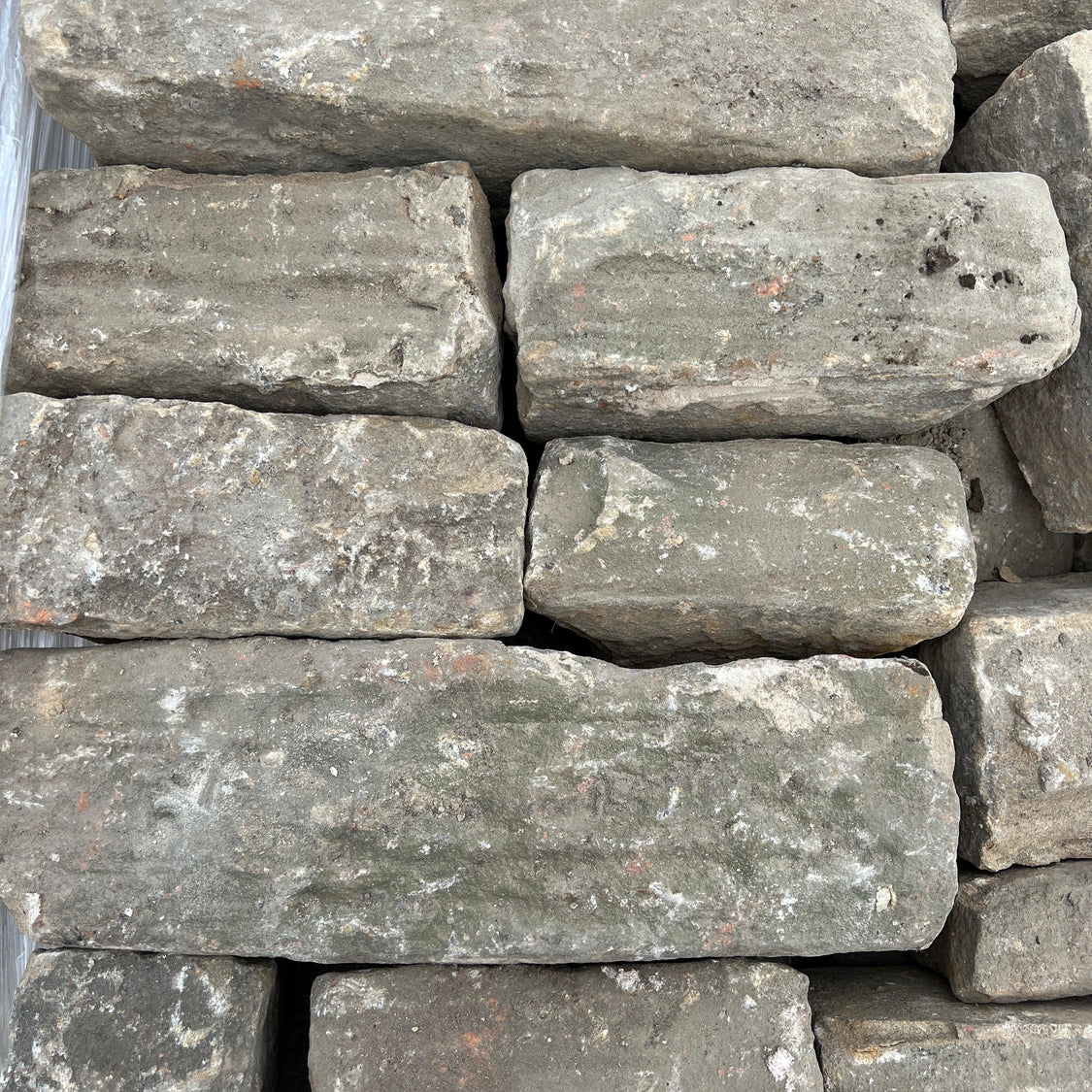 Reclaimed Delph Face Building Stone - Backed Off | Reclaimed Stone ...