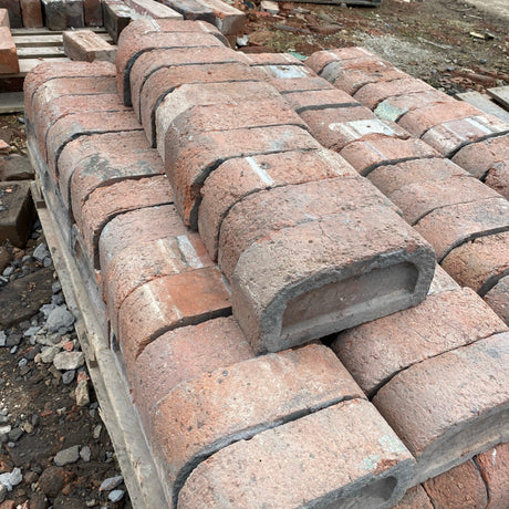 Reclaimed Double Bullnose Bricks - Reclaimed Brick Company
