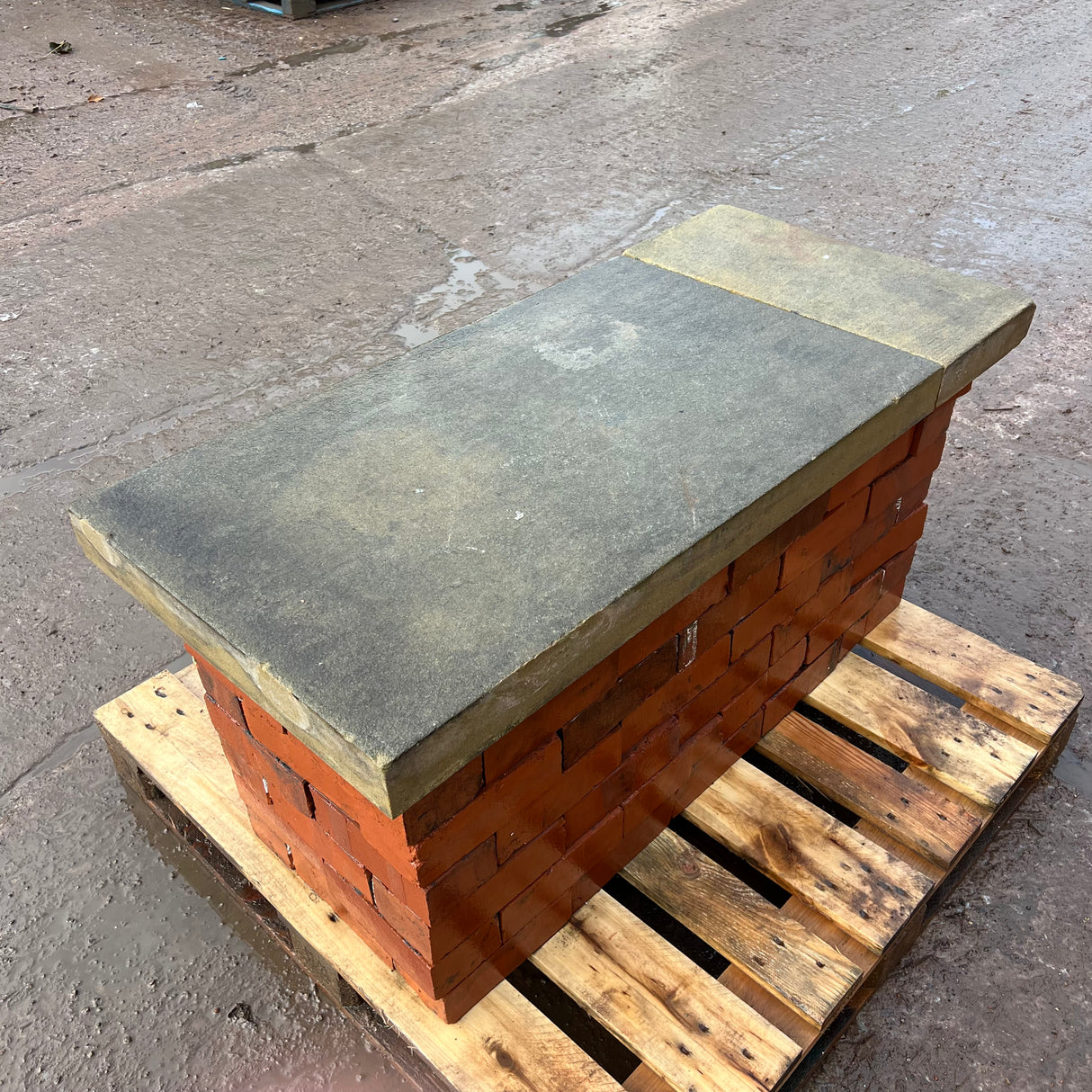 Reclaimed Flat Wall Coping Stones