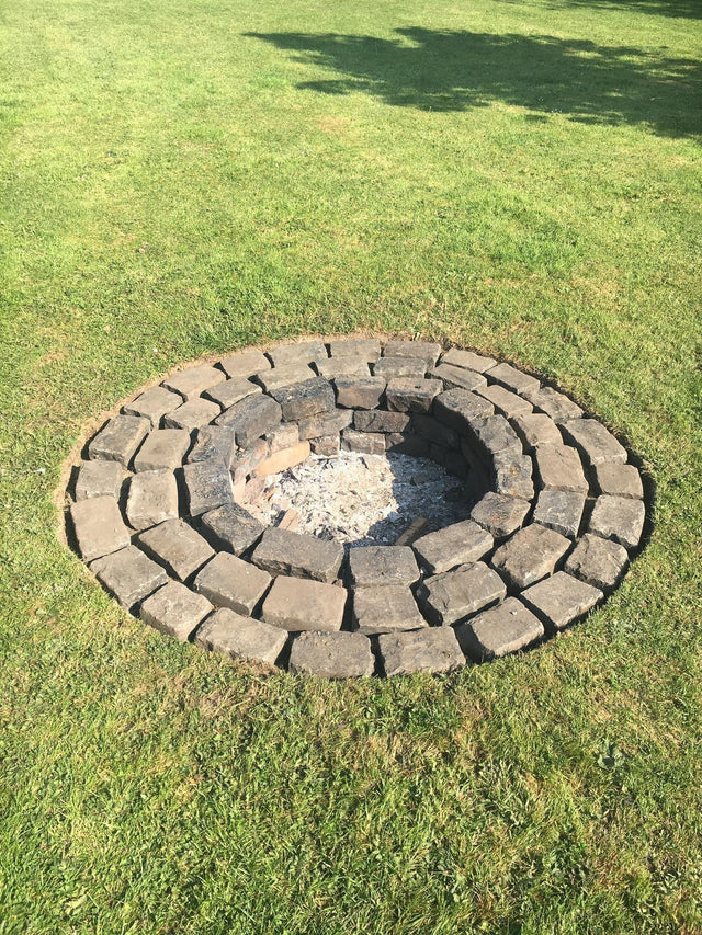Reclaimed Granite Cobble Fire Pit, Sheffield, South Yorkshire - Reclaimed Brick Company