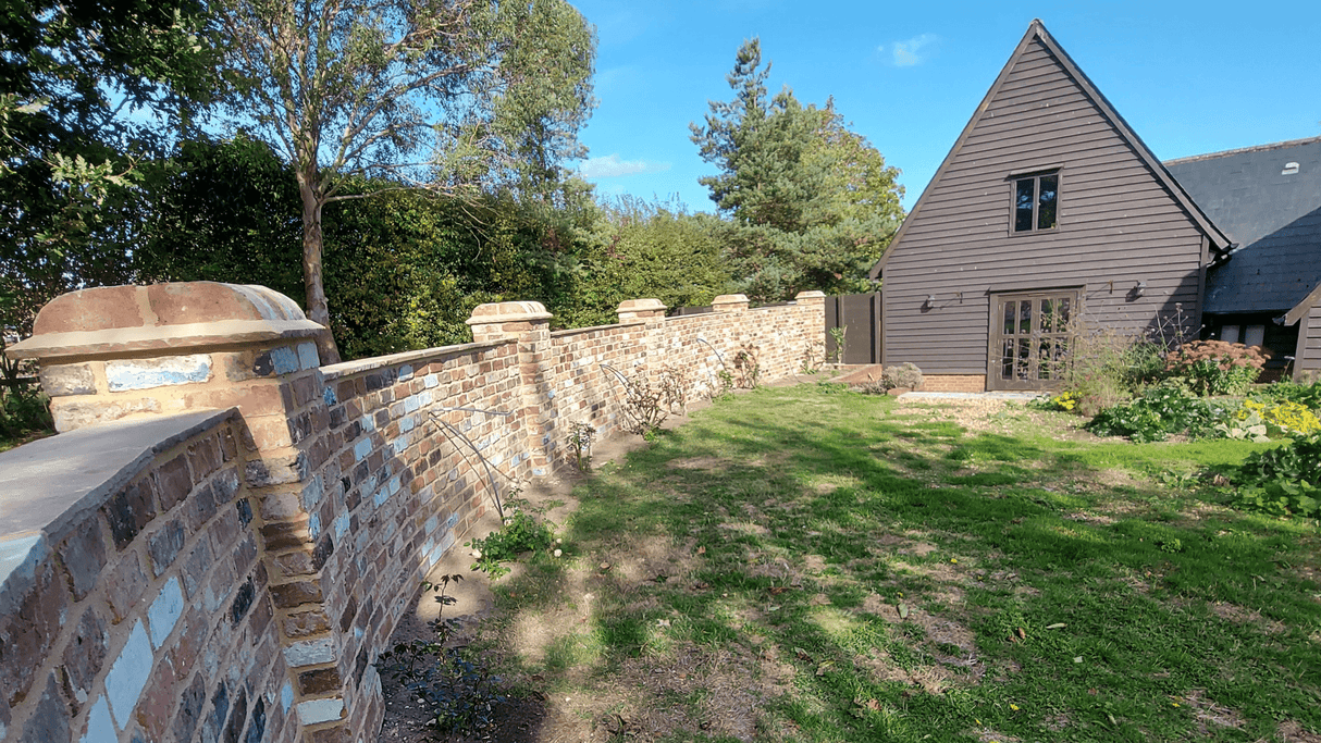 Reclaimed Handmade Bricks Garden Wall, Hertfordshire - Reclaimed Brick Company