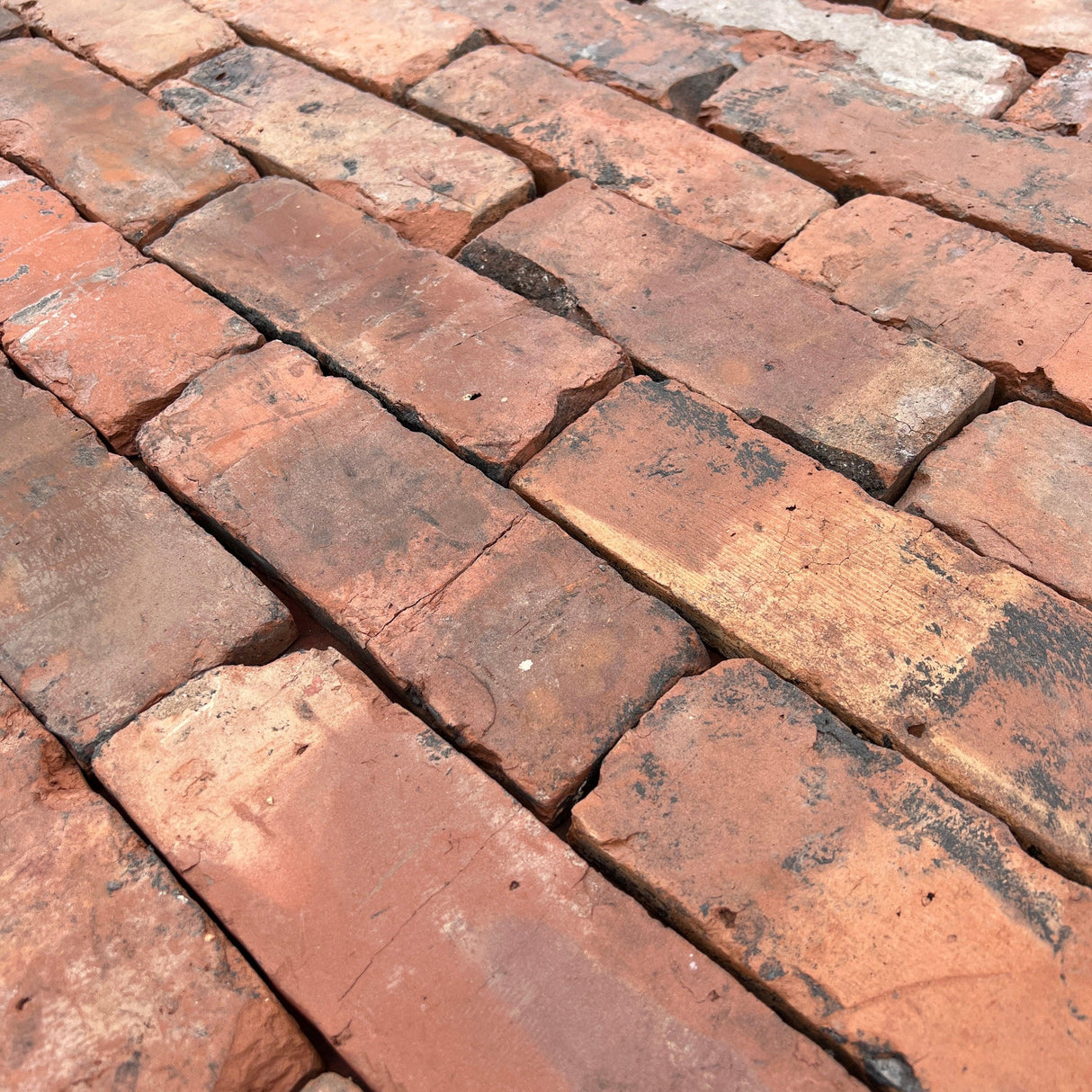 Reclaimed Industrial Blend Brick Slips / Tiles - Cut From Real Reclaimed Bricks - Reclaimed Brick Company