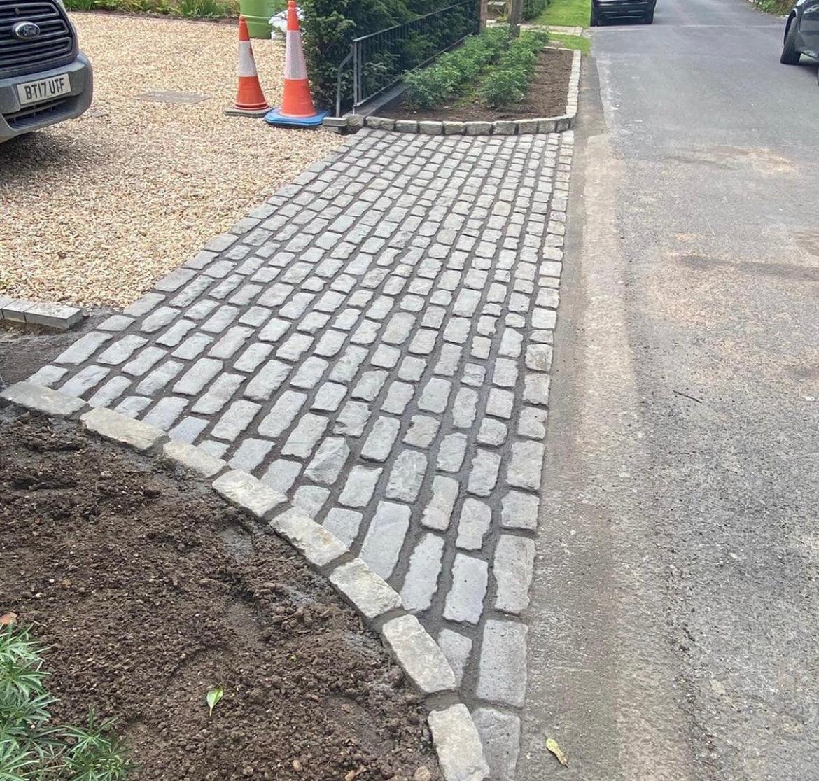 Reclaimed Mixed Granite Stone Cobble / Setts - Reclaimed Brick Company