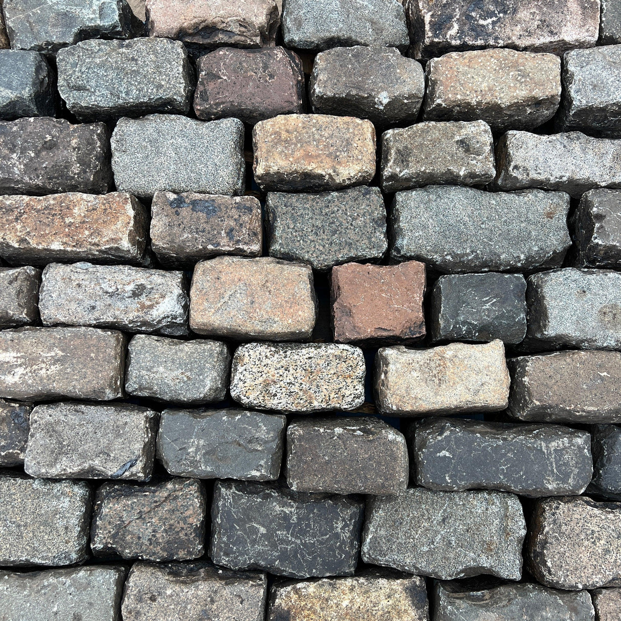 Reclaimed Mixed Granite Stone Cobble / Setts - Reclaimed Brick Company