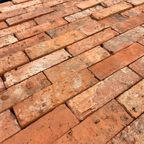 Reclaimed Narrow Lawn Edging Bricks - Reclaimed Brick Company