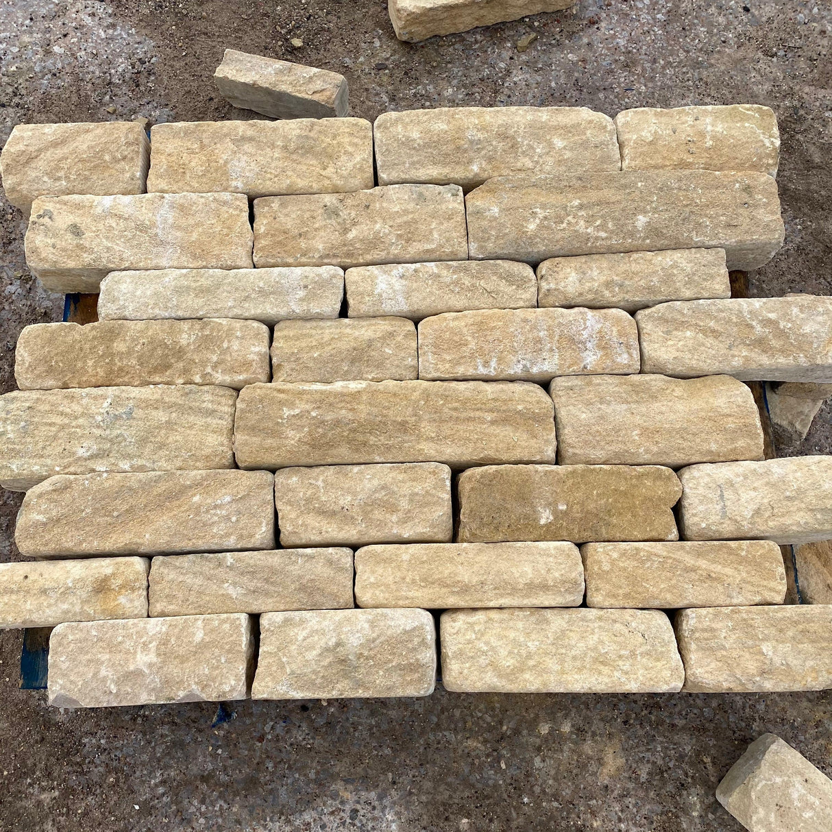 Reclaimed Natural Stone Buff Yorkshire Building Stone - 4” Bed - Bulk Bags - Reclaimed Brick Company