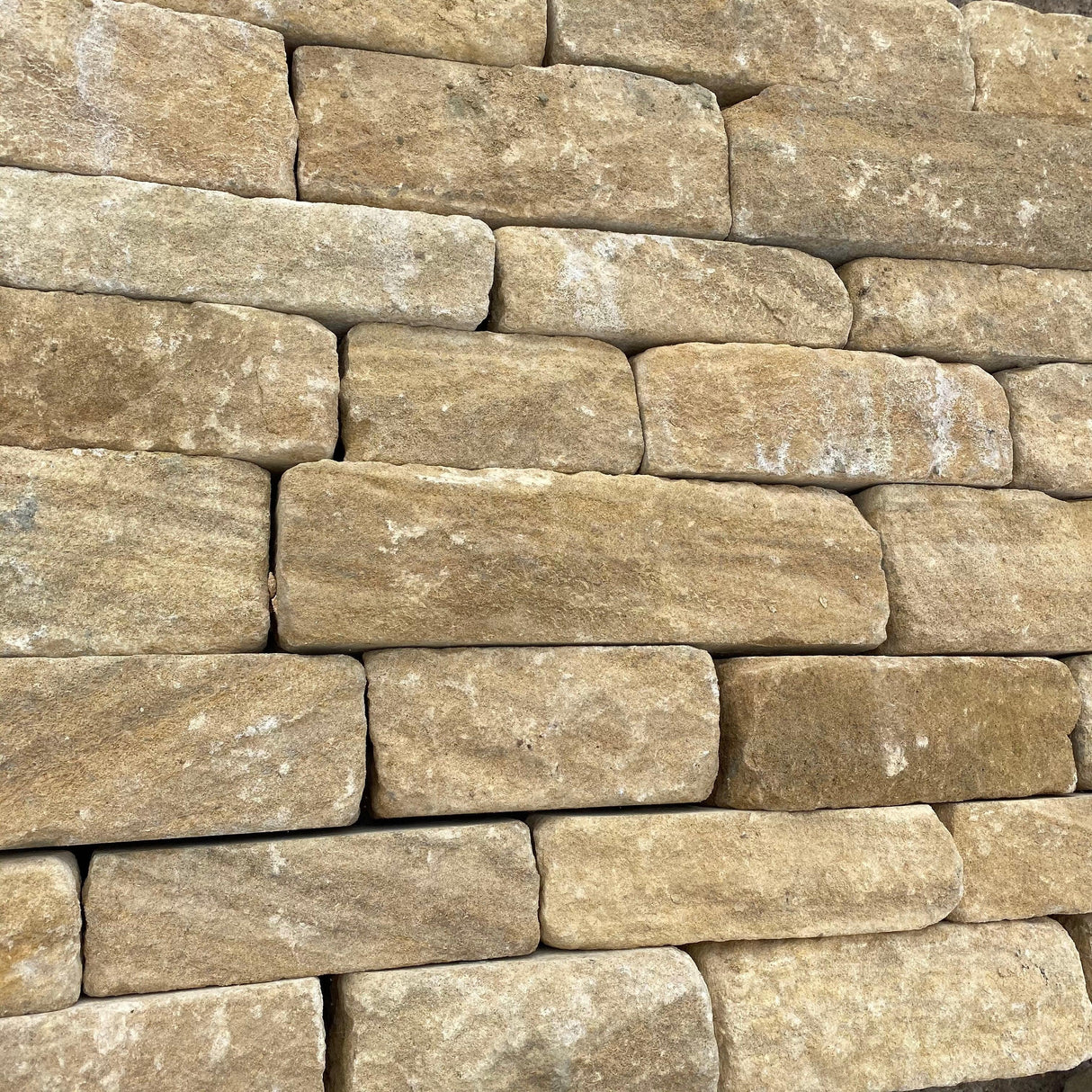 Reclaimed Natural Stone Buff Yorkshire Building Stone - 4” Bed - Bulk Bags - Reclaimed Brick Company