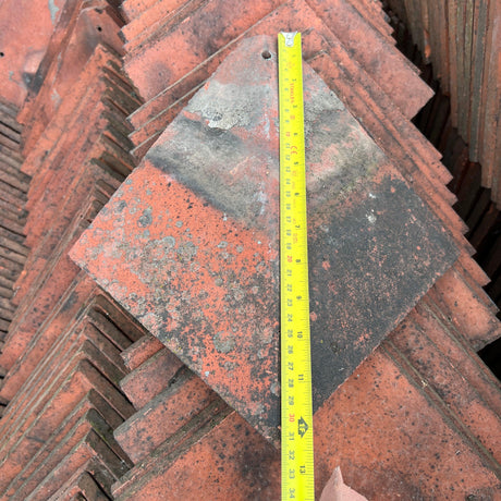 Clay Arris Hip Tiles - Reclaimed Brick Company