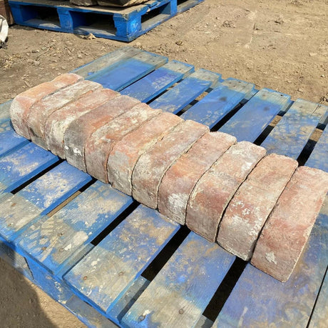 Reclaimed Red Single Bullnose Bricks - Reclaimed Brick Company