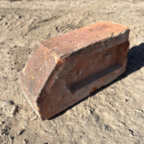 Reclaimed Red Single Cant Bricks - Reclaimed Brick Company