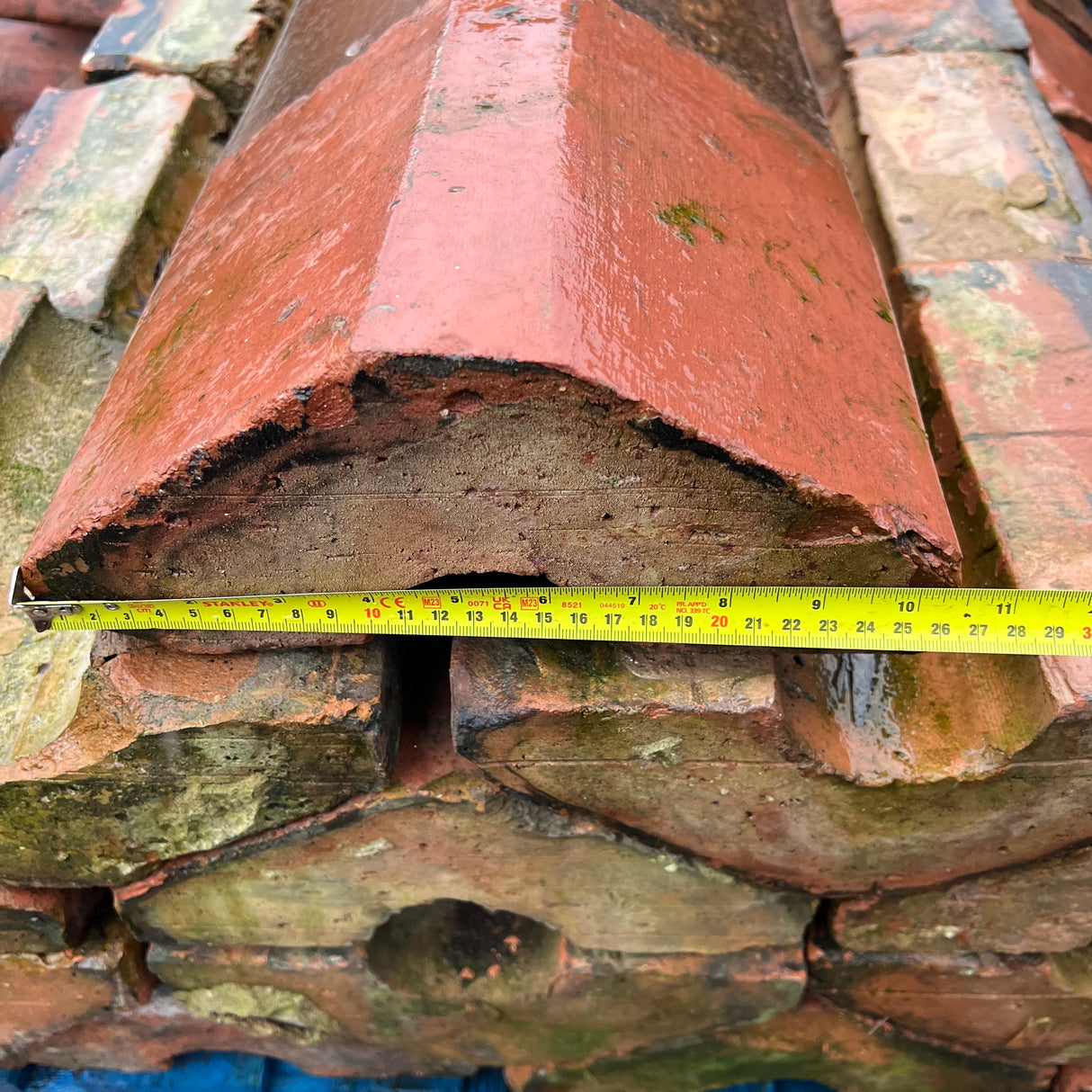 Reclaimed Red Terracotta Wall Coping - 10.5” x 4.5” - Job Lot 13 Linear Metres - Reclaimed Brick Company