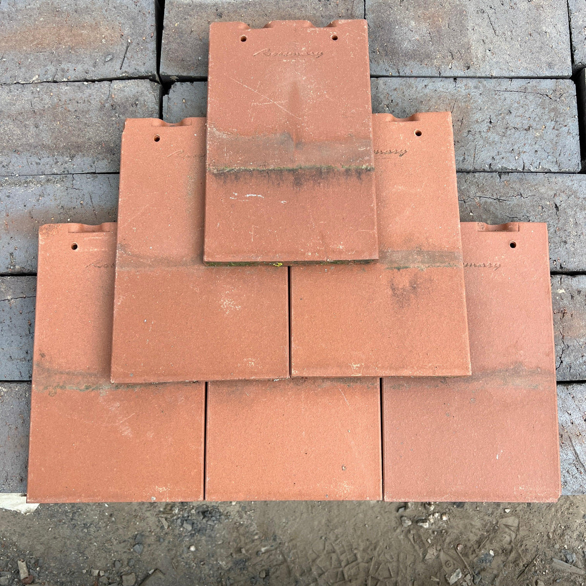 Reclaimed Rosemary Red Clay Roof Tiles (Like New) | Clay Roof Tiles ...