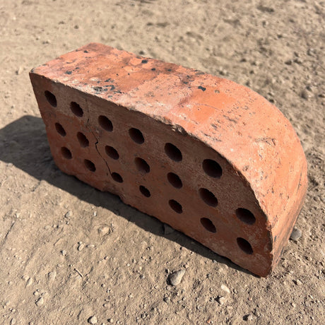 Reclaimed Single Bullnose Bricks - Reclaimed Brick Company
